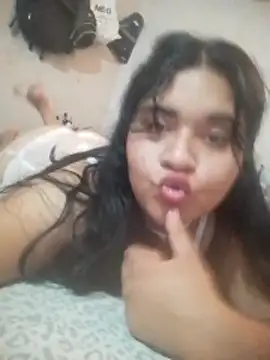 Orianamzn21 online show from March 15, 2026, 7:36 am