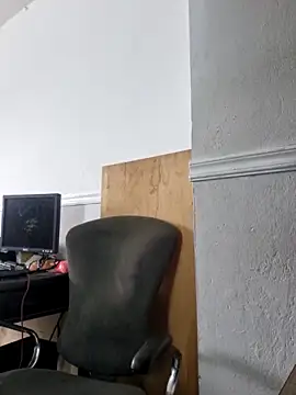 Snapshot of boyp3netrat0r chatting on March 5, 2026, 1:18 pm boyp3netrat0r online show from March 5, 2026, 1:18 pm