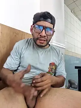 Snapshot of boyp3netrat0r chatting on March 14, 2026, 8:36 pm boyp3netrat0r online show from March 14, 2026, 8:36 pm