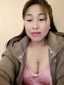 01 ANNA 01 online show from March 11, 2026, 6:03 pm