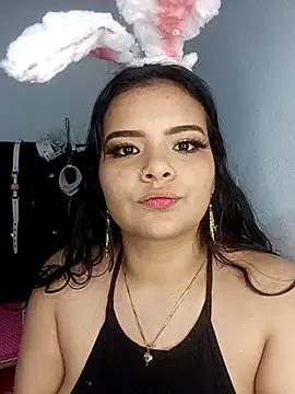 Emily Rouse23 online show from April 16, 2026, 2:56 am