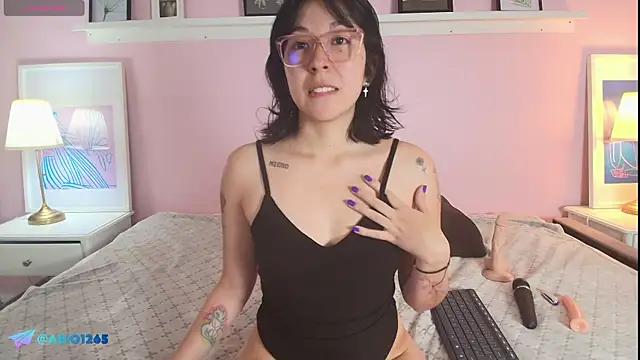 Abigailladyy online show from June 9, 2026, 11:33 am
