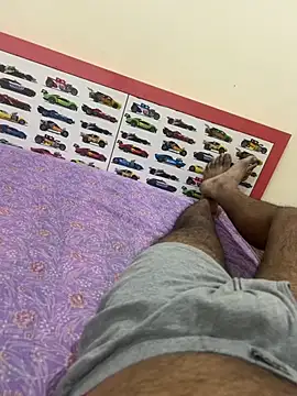 Snapshot of Varun_93 chatting on March 4, 2026, 7:09 pm Varun 93 online show from March 4, 2026, 7:09 pm