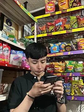 Tomnico 19 online show from February 24, 2026, 5:33 pm