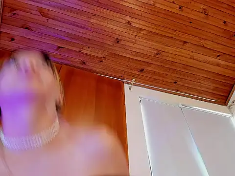 FoxxySweet online show from April 23, 2026, 1:57 pm