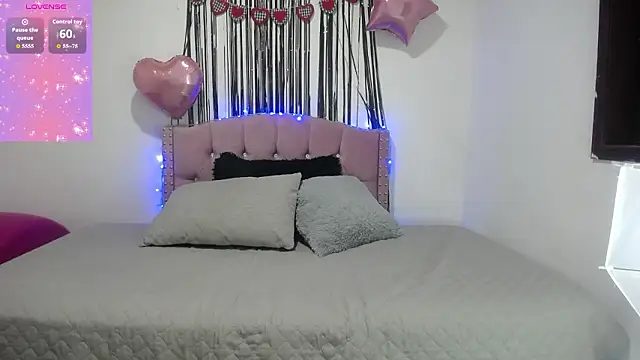 Snapshot of samantha_pym chatting on February 27, 2026, 7:03 pm samantha pym online show from February 27, 2026, 7:03 pm