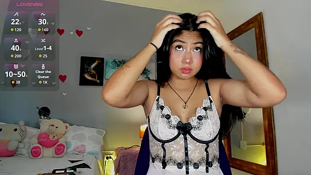 KimTaylorW online show from March 9, 2026, 7:40 pm