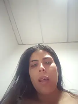 Perla bella online show from March 3, 2026, 11:27 am