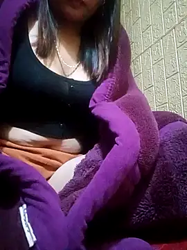 mami-rubi online show from March 4, 2026, 10:16 pm