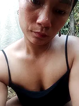 mami-rubi online show from April 16, 2026, 10:38 am