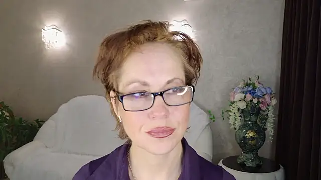 Snapshot of LioraWeiss chatting on March 4, 2026, 6:41 am LioraWeiss online show from March 4, 2026, 6:41 am