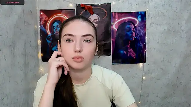 AnnaFlirt  online show from June 17, 2026, 9:01 am