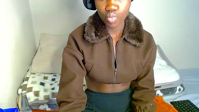Melanin07 online show from June 5, 2026, 9:31 pm