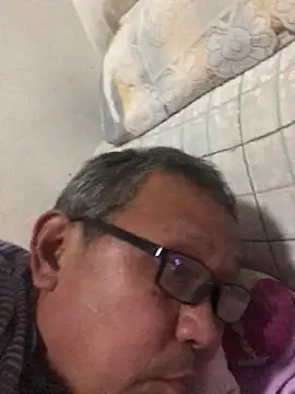 yaocaobi8 online show from April 3, 2026, 12:58 pm