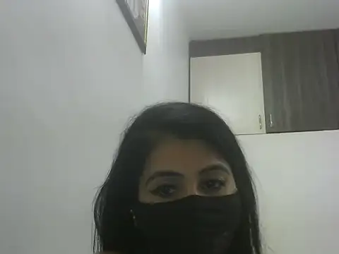 keyswee online show from January 13, 2025, 9:52 am