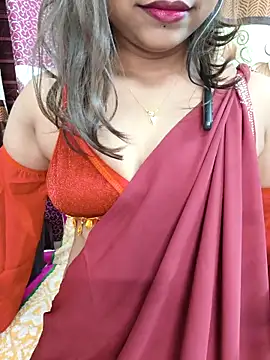 Snapshot of Sweet_Mahii chatting on February 28, 2026, 6:20 pm Sweet Mahii online show from February 28, 2026, 6:20 pm