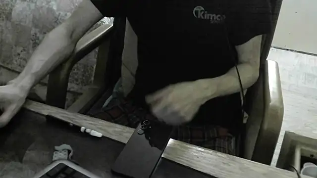 FiSTALiTY online show from April 4, 2026, 9:18 am