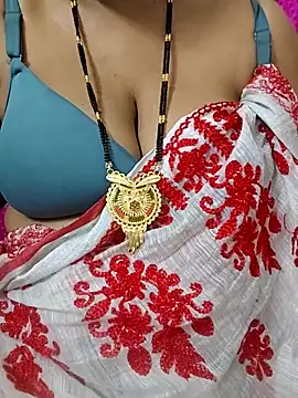 Sofiaa 09 online show from March 31, 2026, 8:20 pm