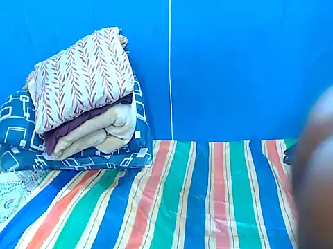 DARKTEMPTATION46XX online show from April 4, 2026, 3:05 am