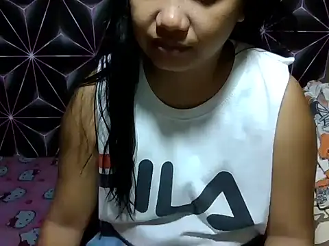 Flowerbebe online show from April 9, 2026, 11:59 am