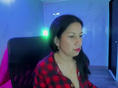 Megan Collinss1 online show from April 5, 2026, 1:36 am