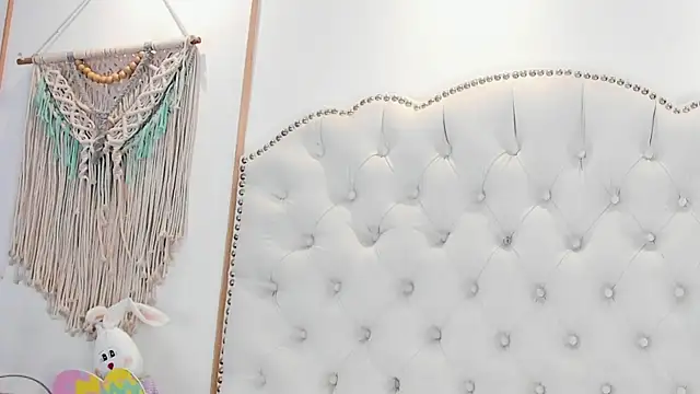 Sara funy online show from April 7, 2026, 11:32 am