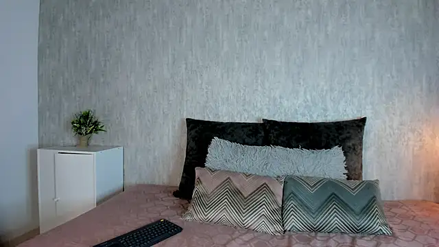 Lore evans online show from March 24, 2026, 12:26 am