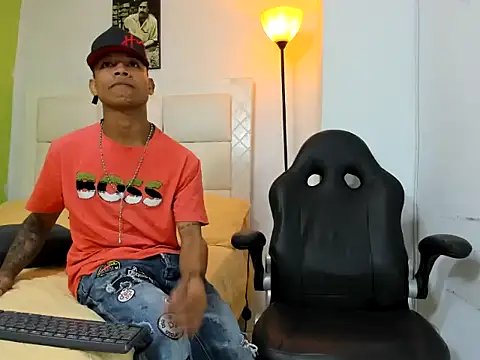 emanuel 23cm online show from March 1, 2026, 1:40 am