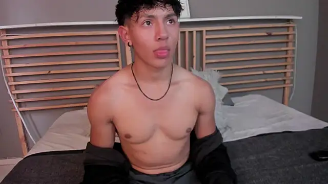 clark ken01 online show from March 12, 2026, 9:43 pm