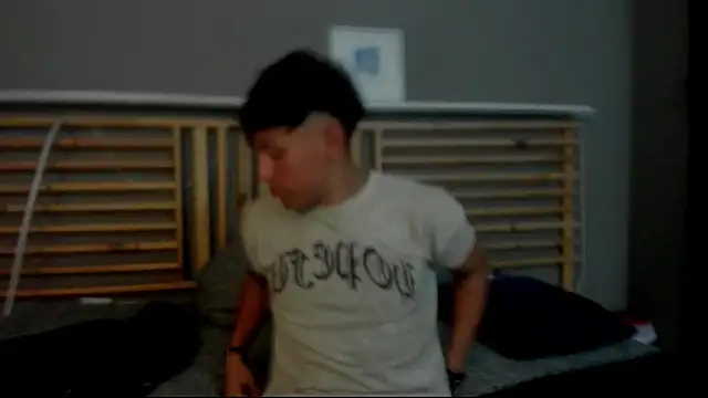 clark ken01 online show from April 17, 2026, 9:40 pm