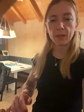 FitAnna online show from February 25, 2026, 7:01 pm