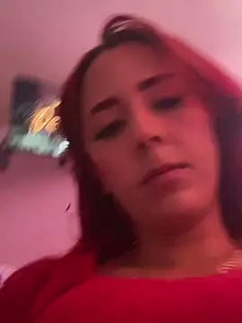 kisscherry8 online show from April 12, 2026, 8:25 pm