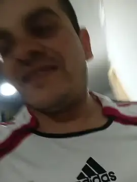 Snapshot of Edwin_Q chatting on June 4, 2026, 3:56 am Edwin Q online show from June 4, 2026, 3:56 am