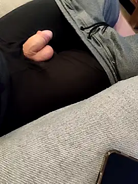 Snapshot of Melbourneguy101 chatting on February 27, 2026, 12:10 am Melbourneguy101 online show from February 27, 2026, 12:10 am