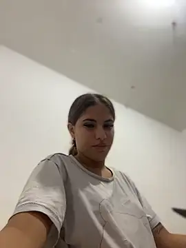 MiluRossee online show from March 5, 2026, 4:30 am