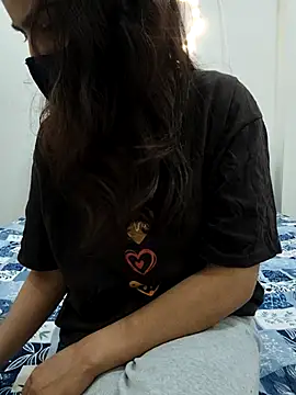 Snapshot of sakshi_jha chatting on March 2, 2026, 4:58 pm sakshi jha online show from March 2, 2026, 4:58 pm