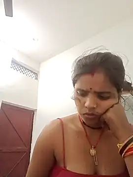 Hot chani online show from April 9, 2026, 8:09 am