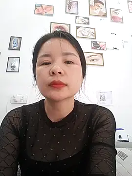 Snapshot of Ivy_Trix2 chatting on March 3, 2026, 3:01 am Ivy Trix2 online show from March 3, 2026, 3:01 am