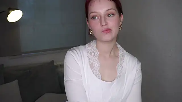 Snapshot of ValeneRomer chatting on March 2, 2026, 2:02 pm ValeneRomer online show from March 2, 2026, 2:02 pm