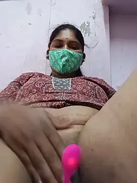 sexyladdupilla online show from May 9, 2026, 7:13 am