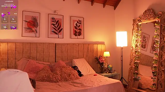 Lissanascott online show from March 19, 2026, 2:54 pm