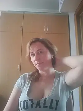 ChristinaYork online show from April 9, 2026, 2:11 pm