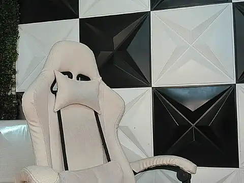 Snapshot of Damondark chatting on March 2, 2026, 8:15 pm Damondark online show from March 2, 2026, 8:15 pm