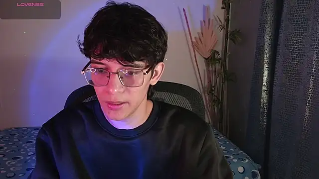 Snapshot of noah_millerx chatting on March 1, 2026, 3:52 am noah millerx online show from March 1, 2026, 3:52 am