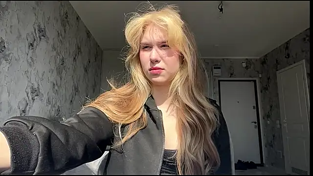 ShariLappas online show from March 19, 2026, 10:30 am