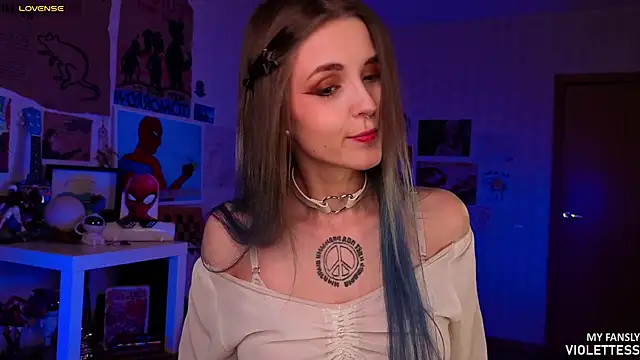 violettess online show from June 16, 2026, 5:04 pm