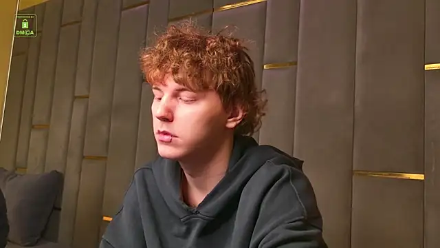 Mickey Hawk online show from April 7, 2026, 10:26 am