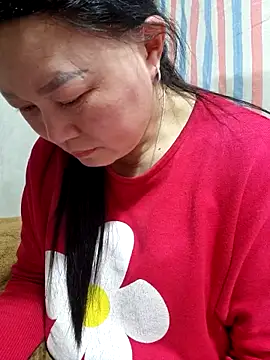 Snapshot of phay79 chatting on February 27, 2026, 1:49 am phay79 online show from February 27, 2026, 1:49 am