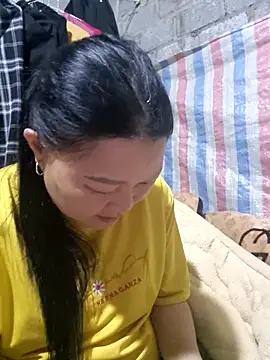 phay79 online show from March 18, 2026, 1:47 pm