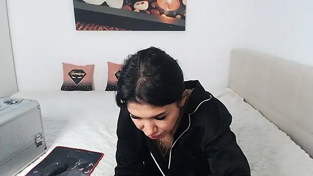 NickyHotXO online show from March 24, 2026, 5:01 am